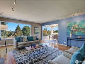 3215 NE 103rd Street, Seattle WA 98125