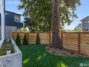 10717 2nd Avenue NW, Seattle WA 98177