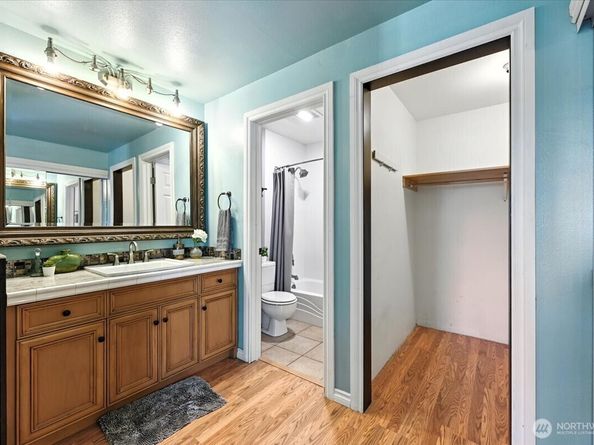 8407 18th Avenue W 11201, Everett WA 98204