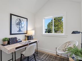 8007 25th Avenue NW, Seattle WA 98117