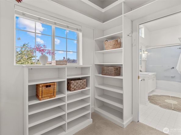 4321 SW Lander Street, Seattle WA 98116