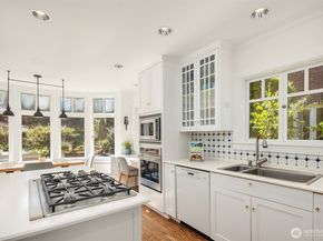 2055 E Crescent Drive, Seattle WA 98112