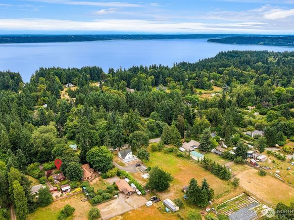 18115 Beall Road SW, Vashon WA 98070