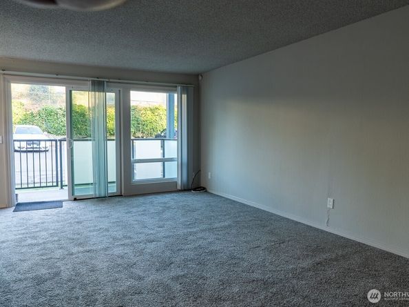 15138 65th Avenue S 107, Tukwila WA 98188