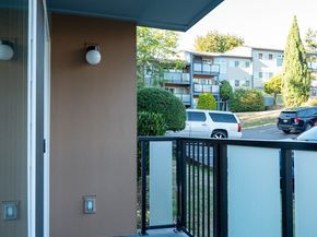 15138 65th Avenue S 107, Tukwila WA 98188