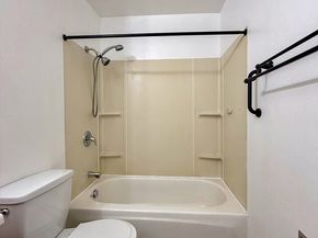15138 65th Avenue S 107, Tukwila WA 98188