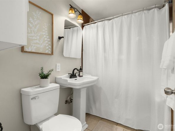 123 -125 Martin Luther King Jr Way, Seattle WA 98122