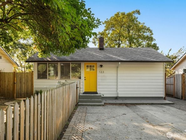 123 -125 Martin Luther King Jr Way, Seattle WA 98122