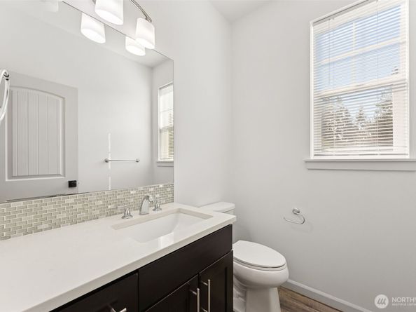 27037 NE 29th Place, Redmond WA 98053