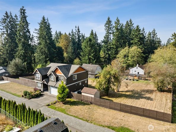 27037 NE 29th Place, Redmond WA 98053