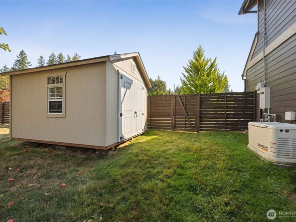 27037 NE 29th Place, Redmond WA 98053