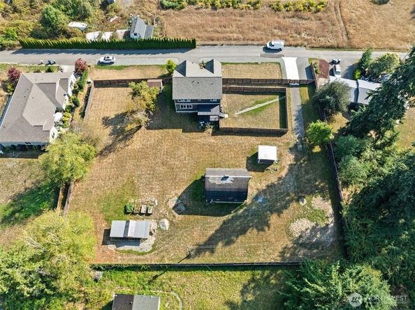 27037 NE 29th Place, Redmond WA 98053