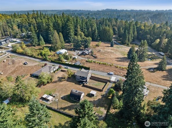 27037 NE 29th Place, Redmond WA 98053