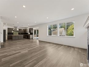 27037 NE 29th Place, Redmond WA 98053