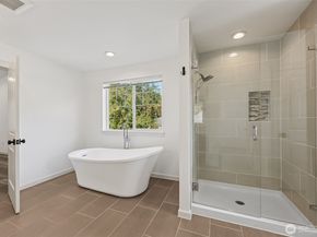 27037 NE 29th Place, Redmond WA 98053