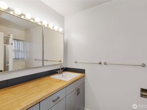 1106 Lincoln Avenue, Bremerton WA 98337