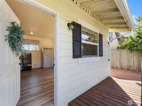 1106 Lincoln Avenue, Bremerton WA 98337