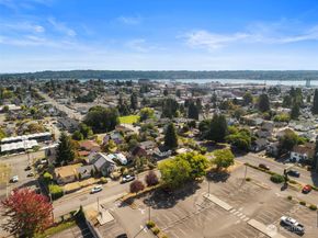 1106 Lincoln Avenue, Bremerton WA 98337