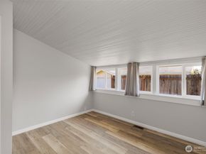 1106 Lincoln Avenue, Bremerton WA 98337