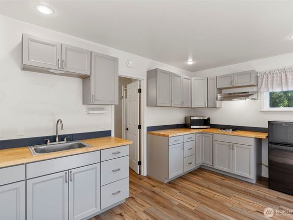 1106 Lincoln Avenue, Bremerton WA 98337