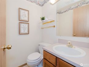 1210 Daniels Avenue, Bremerton WA 98312