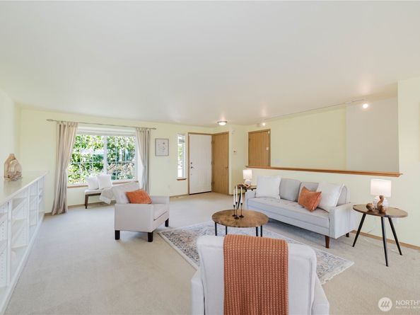 1210 Daniels Avenue, Bremerton WA 98312