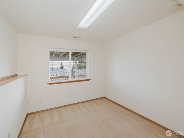 1210 Daniels Avenue, Bremerton WA 98312