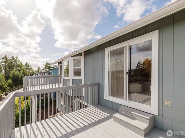1210 Daniels Avenue, Bremerton WA 98312