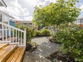 1210 Daniels Avenue, Bremerton WA 98312