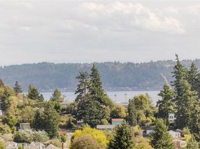 1210 Daniels Avenue, Bremerton WA 98312