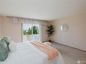 1210 Daniels Avenue, Bremerton WA 98312