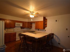 601 Shattuck Avenue S, Renton WA 98057