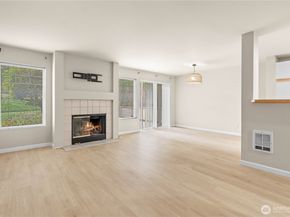 5509 S 237th Place 123, Kent WA 98032