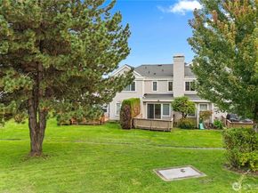 5509 S 237th Place 123, Kent WA 98032