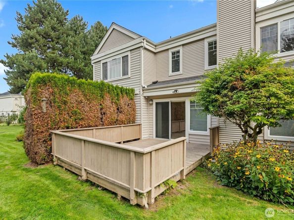 5509 S 237th Place 123, Kent WA 98032