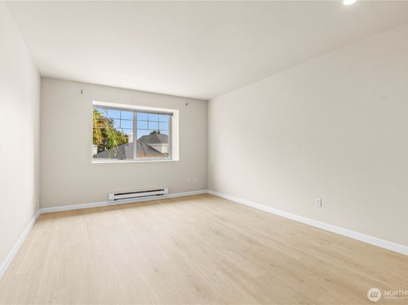 5509 S 237th Place 123, Kent WA 98032