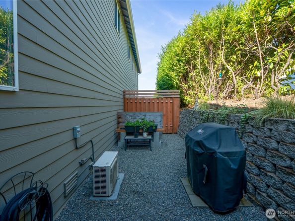 1012 High Avenue, Bremerton WA 98337