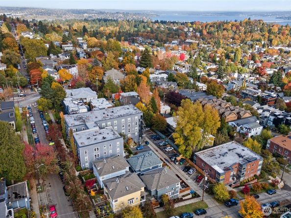 102 24th Avenue E A, Seattle WA 98112