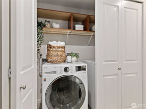 102 24th Avenue E A, Seattle WA 98112