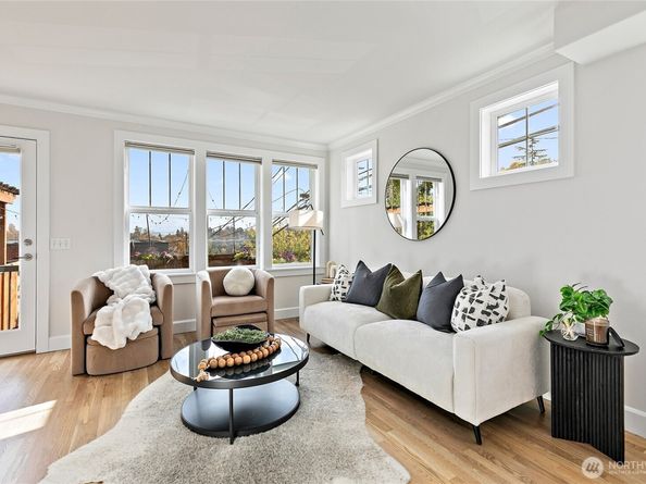 102 24th Avenue E A, Seattle WA 98112