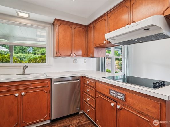 715 35th Street, Everett WA 98201