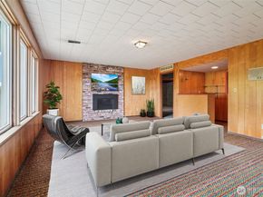 715 35th Street, Everett WA 98201