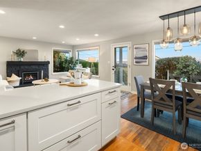 3257 37th Avenue SW, Seattle WA 98126