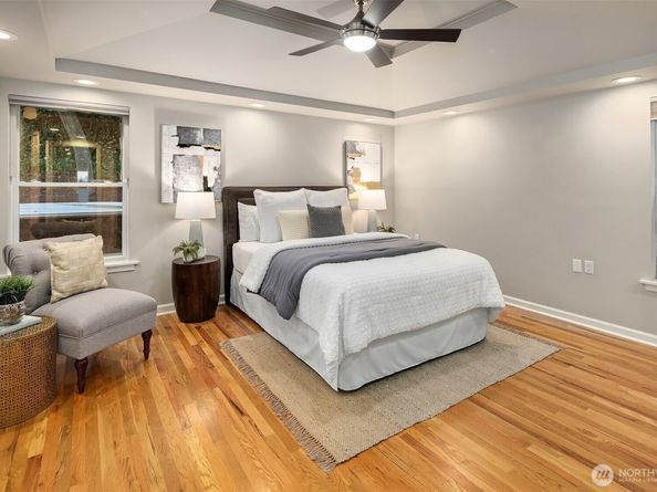 3257 37th Avenue SW, Seattle WA 98126