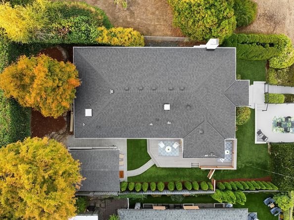 3257 37th Avenue SW, Seattle WA 98126