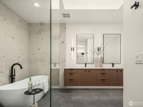 11217 NE 103rd Place, Kirkland WA 98033
