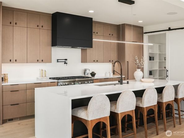 11217 NE 103rd Place, Kirkland WA 98033