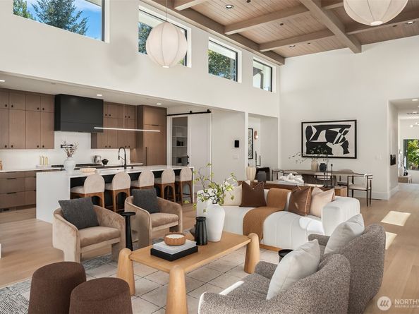 11217 NE 103rd Place, Kirkland WA 98033