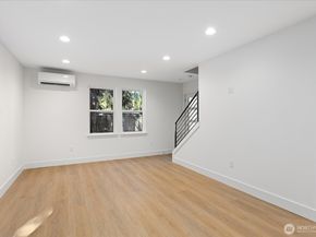 2349 NE 127 Street B, Seattle WA 98125