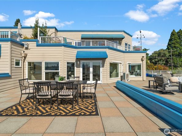 3919 Latona Avenue NE 305, Seattle WA 98105